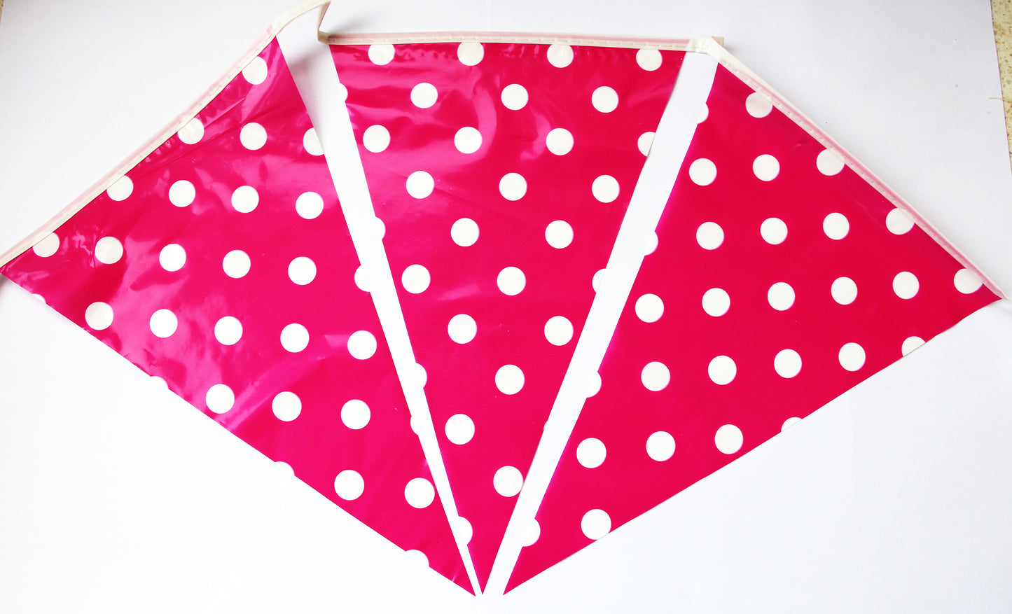 Bunting Flag W/Dot, 28cm/flat 5m length